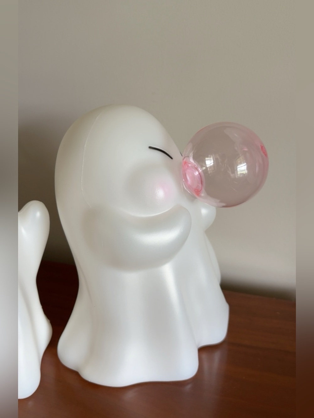 VIRAL White Ghost with Pink Bubble Gum Set Bubble Gum Ghost Ghost Blowing Bubble - Picture 3 of 4